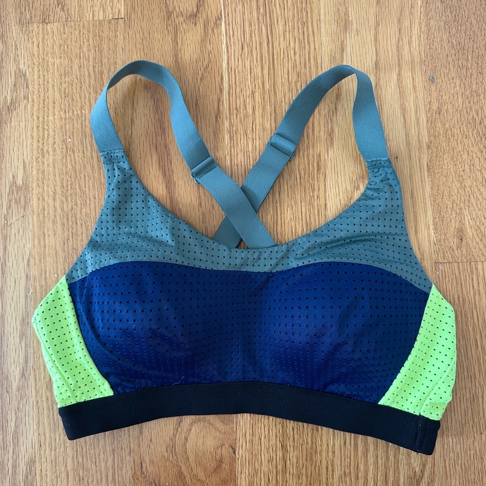 Colorblock VS Sports Bra